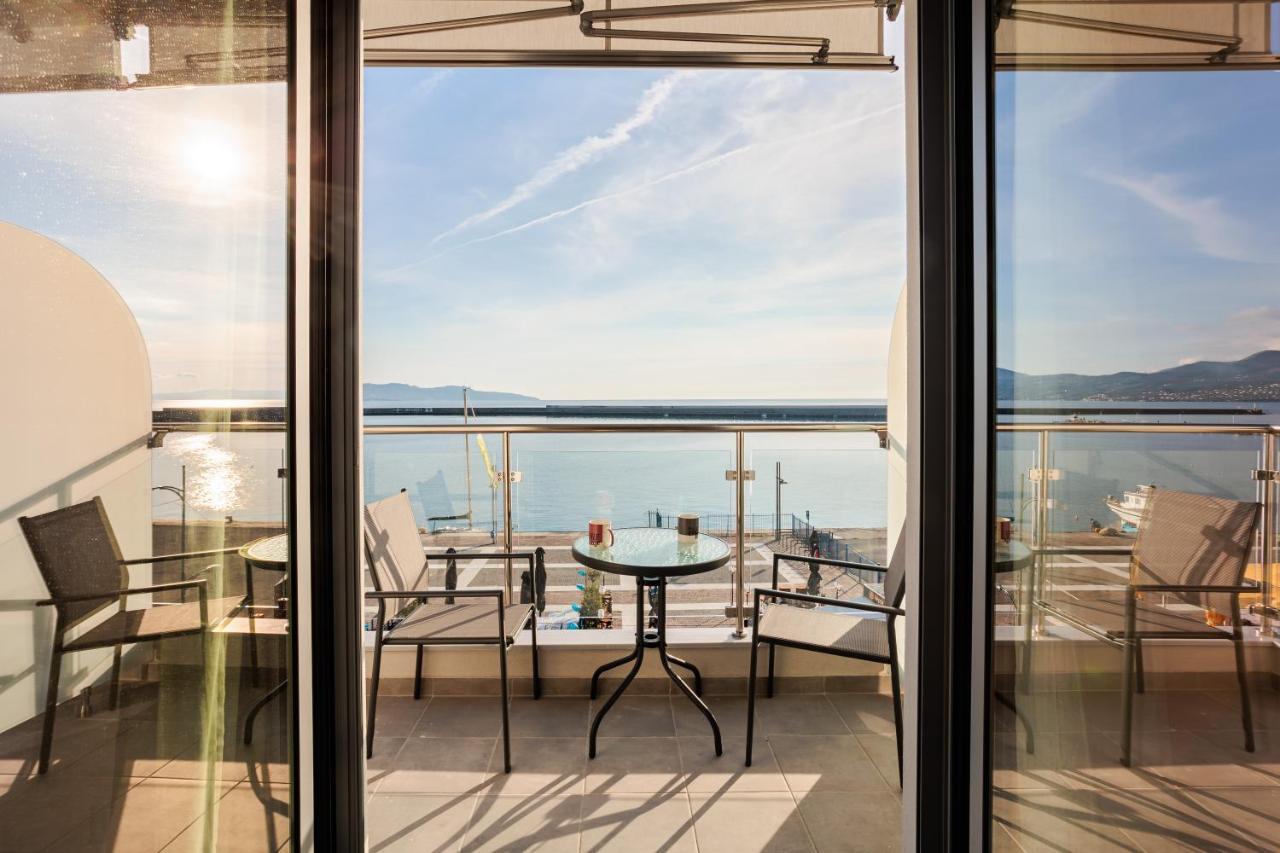 Georgia Seaview Apartment B3 Kalamata Esterno foto